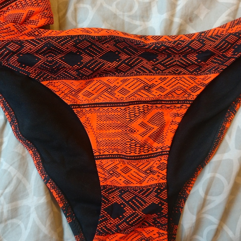 Bikini set - Picture 2 of 4